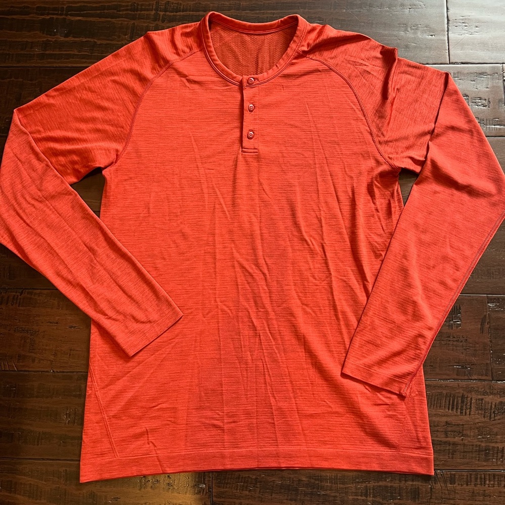 Lululemon Mens Vented Long Sleeve Button Shirt